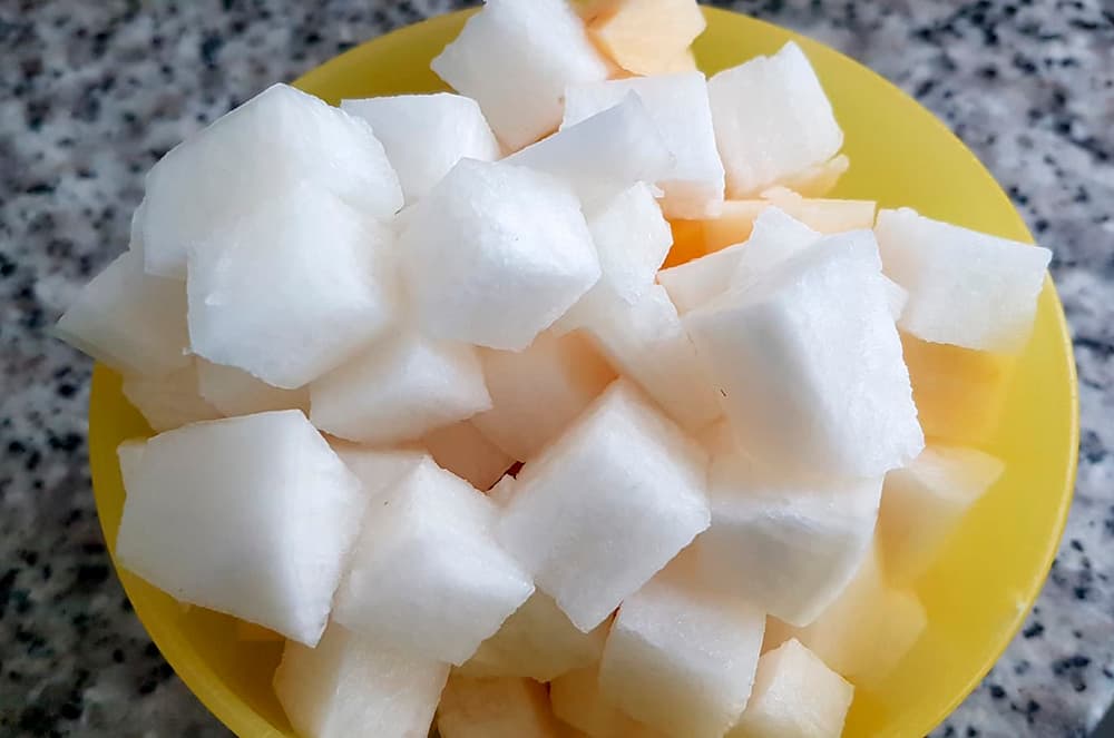 1.- Clean, peel and cut the vegetables 1.- Clean, peel and cut the vegetables