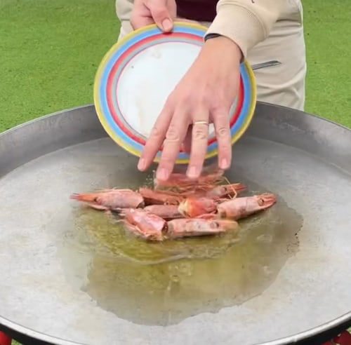 1.- Fry the noodles