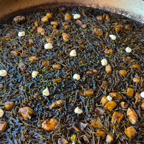 8.- Add the chanterelles 8.- Add the chanterelles