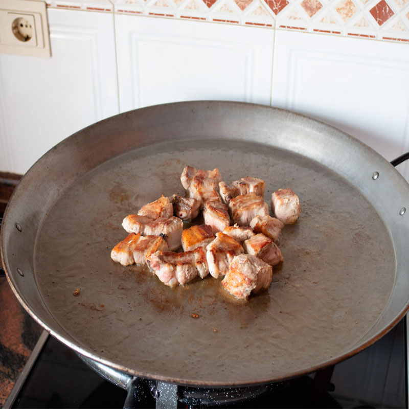 2. Fry the ribs