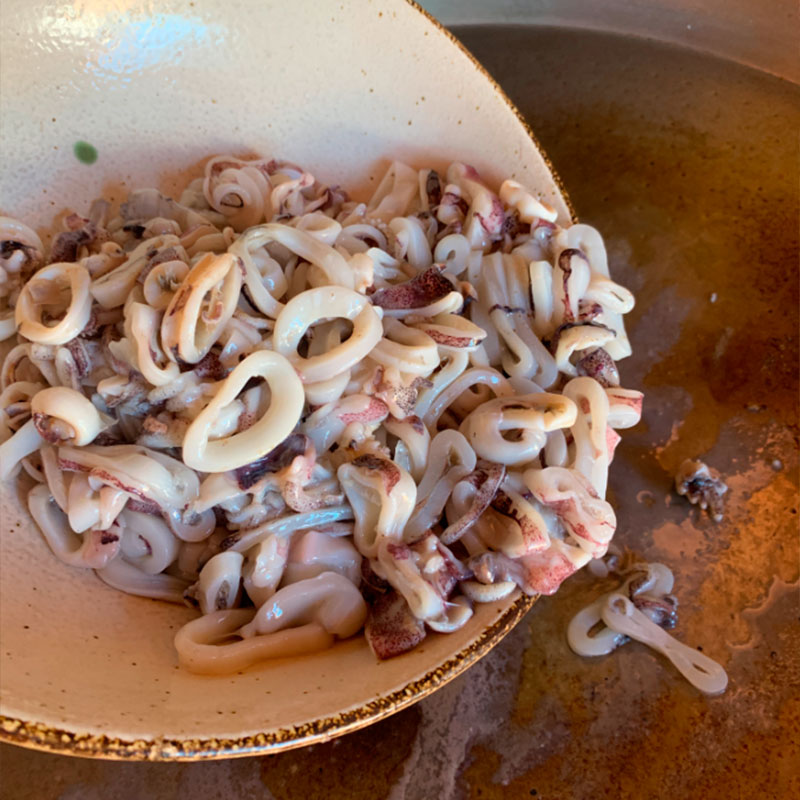 2.- Fry the squid
