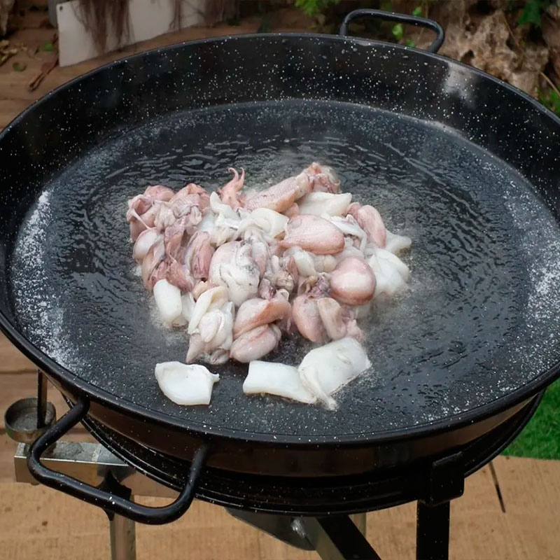 2.- Fry the squid