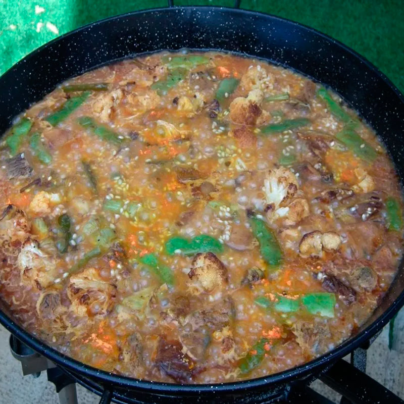 6.- COOKING, COOKING, COOKING!!!