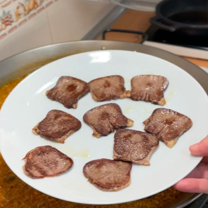 18.- The tongue is browned 18.- The tongue is browned