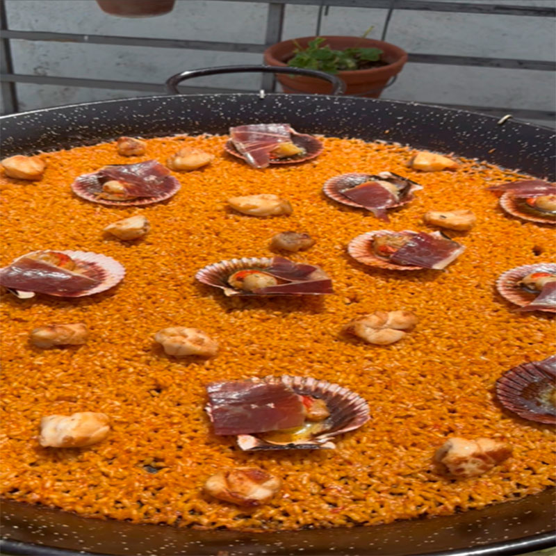 Scalloped rice with ham and monkfish