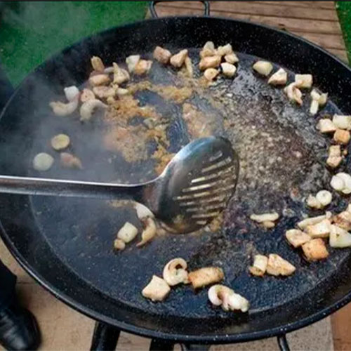 2.- Fry the fish