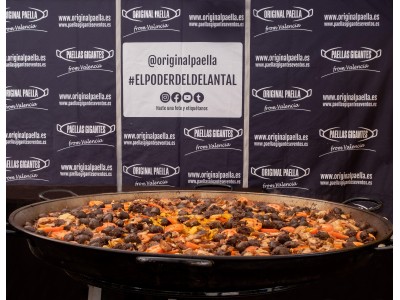 Recipe from @originalpaella: Baked rice in paella