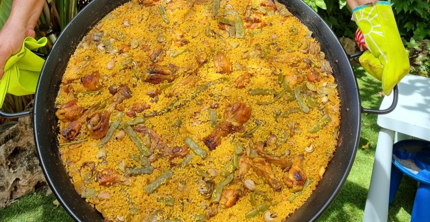 How to make your first easy paella, step by step