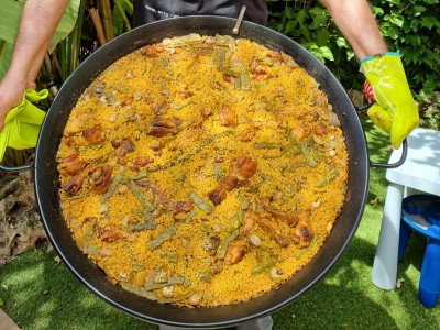 How to make your first easy paella, step by step