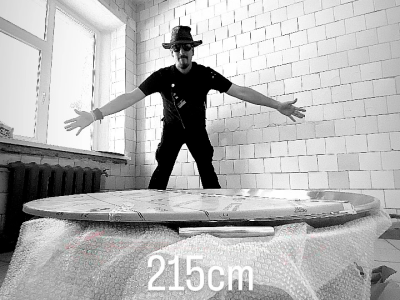 Giant paellas for the war in Ukraine