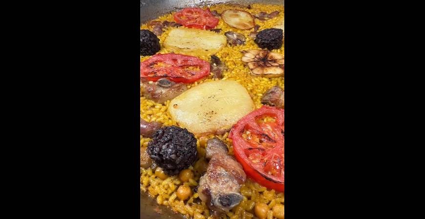 Recipe from _comeydisfruta_: Paella baked rice dish