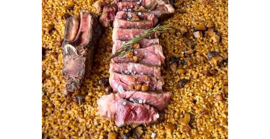 Recipe by @fanaticook: Rice with matured beef cutlet