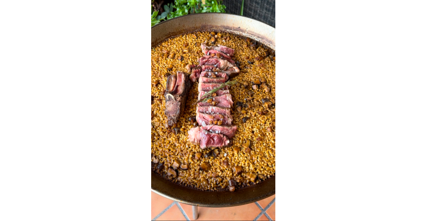 Recipe by @fanaticook: Rice with matured beef cutlet