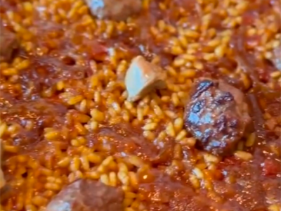 Recipe by @joaquin.gm: figatells rice with caramelised onion and foie gras