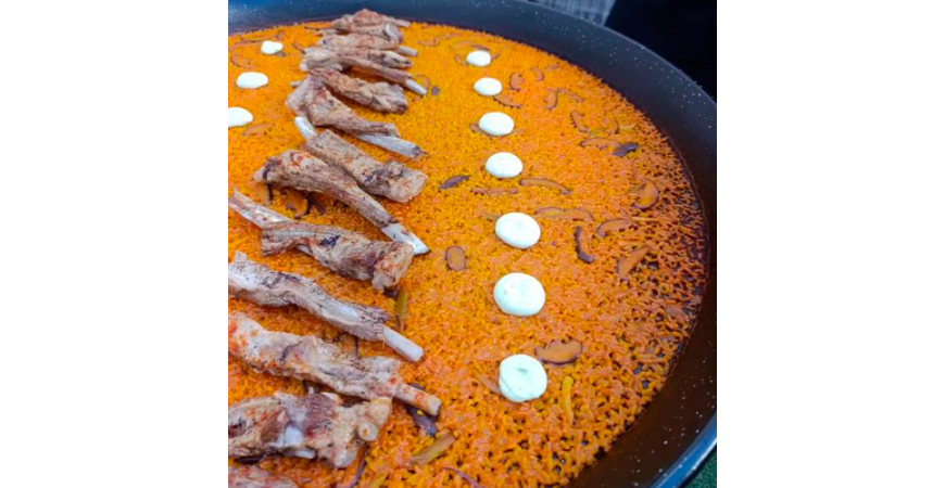 Recipe by @virycheff: Iberian pork rib rice, spring garlic and shiitake mushrooms with Provençal aioli