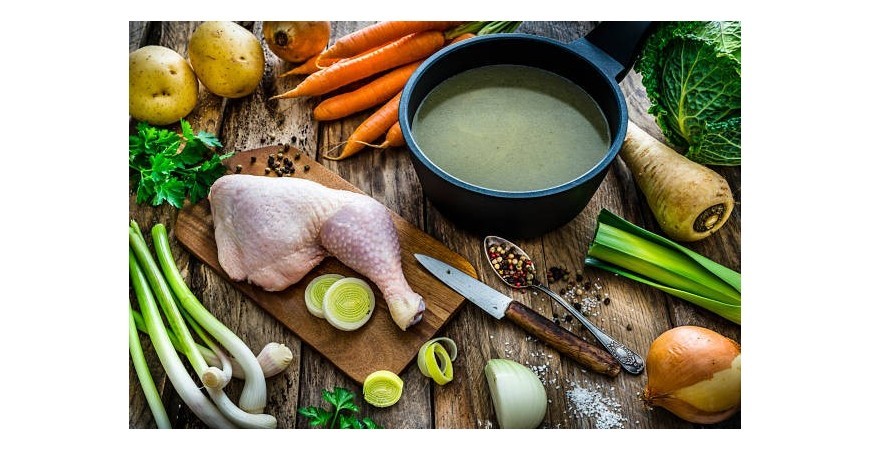 How to prepare a good broth for paella