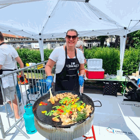 Hall of fame paella makers and paella pans