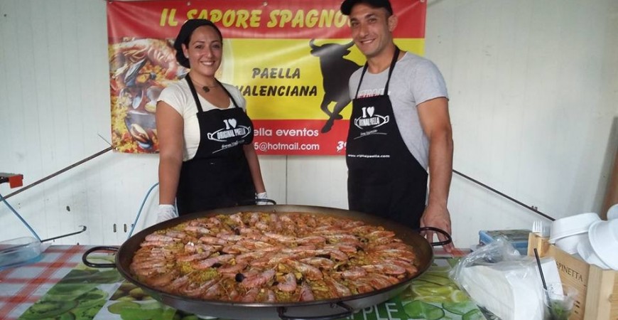 Hall of fame paella makers and paella pans